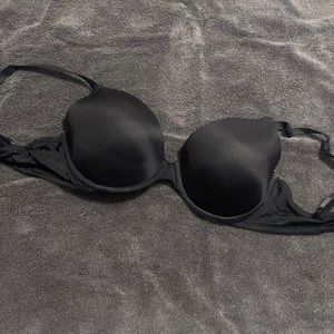 Victoria’s Secret Pink bra size 34DDD (34F)